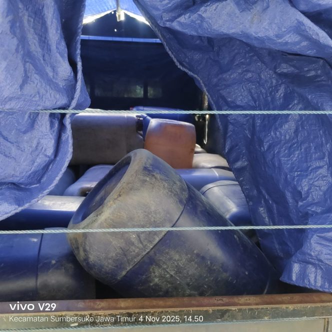 
 Diduga Tengkulak BBM Subsidi Jenis Pertalite Mencatut Nama Oknum Demi Kelancaran Aktivitasnya 