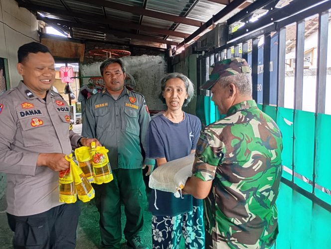 
 Sinergitas Tiga Pilar, Berikan Bantuan Kepada Warga yang Kesusahan