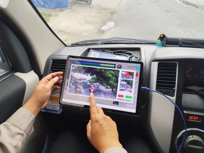 
 Polres Gresik Sasar Titik Rawan Selama Operasi Zebra 2025 Gunakan ETLE Incar