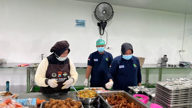 
 SPPG Polres Trenggalek Bersertifikat Laik Higiene Sanitasi Resmi Dioperasikan