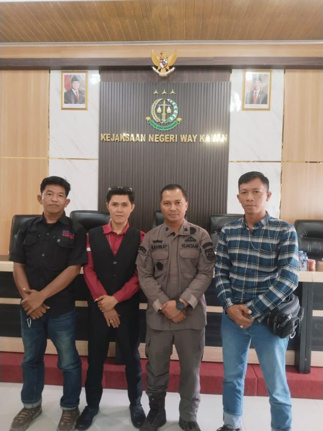 
 Diduga Oknum Kepala Sekolah UPT SDN 03 Bumi Harjo membuat Laporan Fiktif terkait Guru Honorer