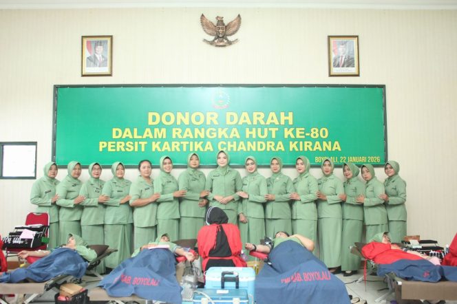 
 Semarak HUT ke-80 Persit, Persit KCK Cab XLV Dim 0724/Boyolali Gelar Donor Darah