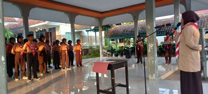 
 SMPN 7 Jember Gelar Pengukuhan Dewan Penggalang oleh Kamabigus