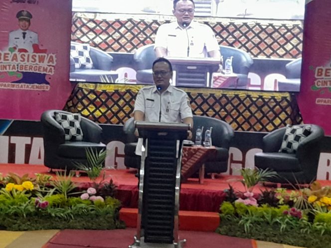 
 “Sosialisasi Publikasi Eksplorasi Potensi Kabupaten Jember”Mahasiswa Unipar di Dorong Memperluas Jangkauan Promosi Potensi Daerah