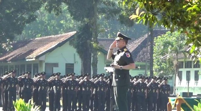 
 Pangdam V/BRW Lepas Bintara Infanteri Baru, Siap Hadapi Tugas Masa Depan