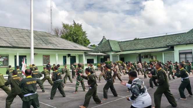 
 Asah Naluri Tempur, Prajurit Kodim Boyolali Tempa Diri Lewat Pencak Silat Militer