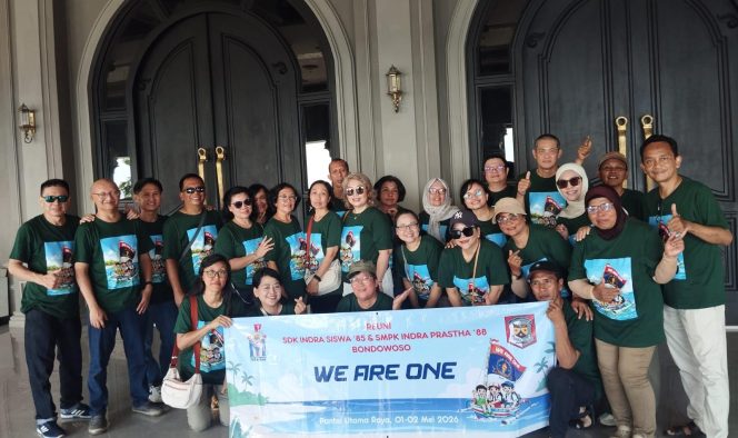 
 We Are One Reuni Alumni Sekolah Penuh Rasa Persaudaraan