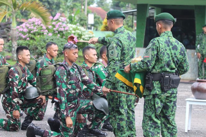 
 Acara Tradisi Penyambutan Warga Baru Yonif 515 UTY/9/2 Kostrad