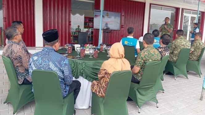 
 Tinjau KDKMP Sobokerto, TNI AD Dorong Penguatan Ekonomi Desa di Boyolali