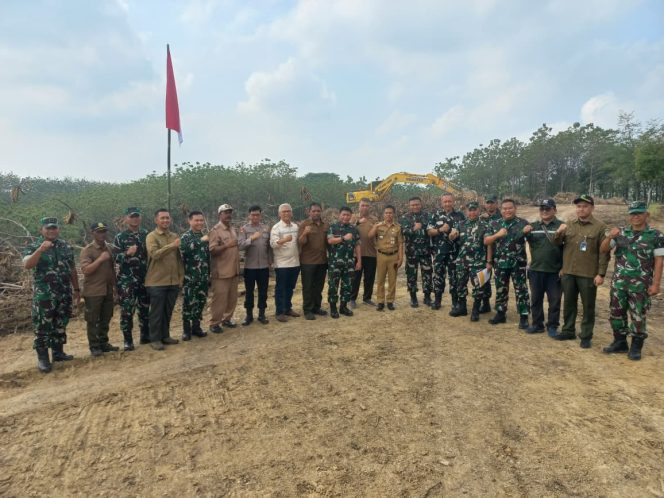 
 Dandim Boyolali Dampingi Tim Satgas Wasbang Tinjau Pembangunan Yonif Teritorial Pertanian, Progres Terus Dikebut