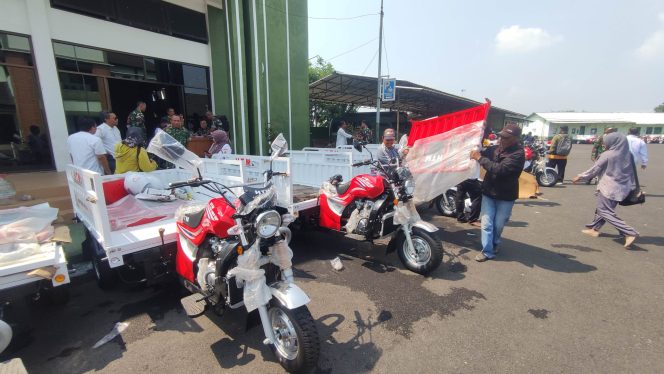 
 Kodim Pemalang Serahkan Motor KDKMP, Demi Pelayanan Masyarakat