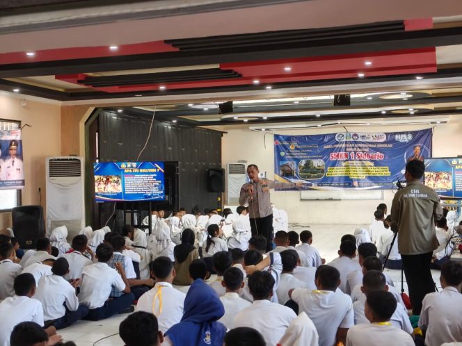 
 Polresta Sidoarjo Ajak Pelajar Disiplin dan Peduli Kamtibmas