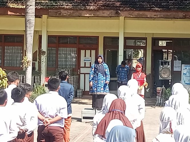 
 SMP Negeri 1 Panti Menggelar Upacara Penutupan MPLS Tahu Ajaran 2026/2027