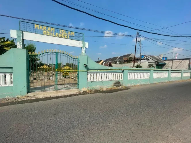 
 Makam Wanita Pegawai Kejari Mojokerto di Sidoarjo Diekshumasi, Ada Apa?